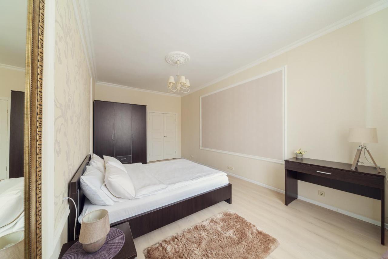 Lux Apartments Lenina Minsk Eksteriør bilde